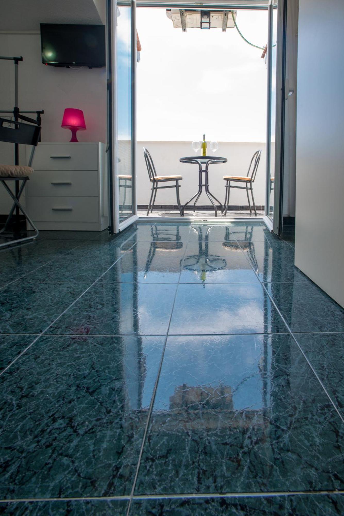 Apartmani Krgusic Tivat Luaran gambar