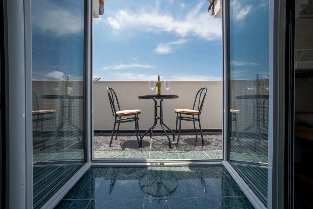 Apartmani Krgusic Tivat Luaran gambar