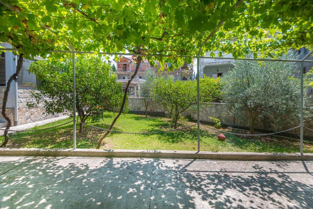 Apartmani Krgusic Tivat Luaran gambar